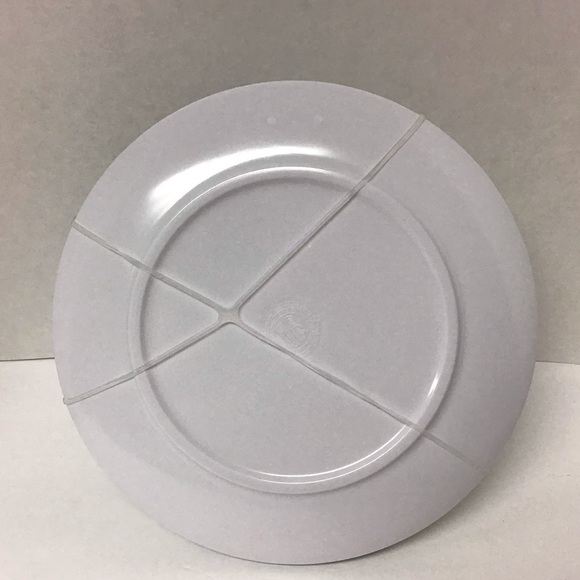 Set of (4) Coca-Cola Melamine Dinner Plates - Picture 3 of 7